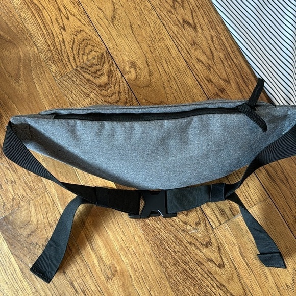 NIKE CREIGHTON SB Icon Skate Hip Pack Base Grey/Black/White - Picture 7 of 9